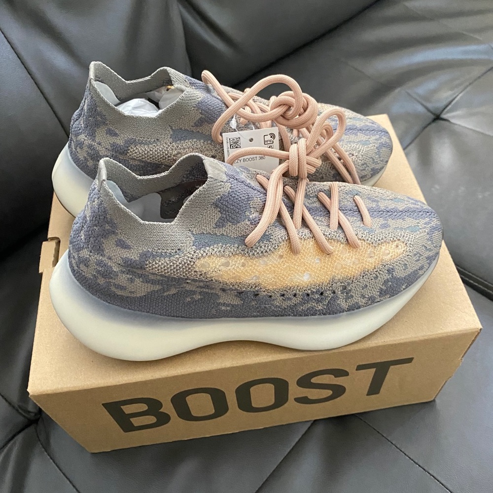 Yeezy Boost 380 Mist 5.5 NWT